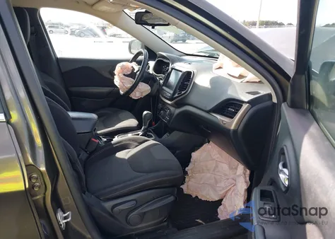 2015 Jeep Cherokee Latitude из США, поврежденный, VIN 1C4PJLCB9FW670744